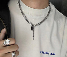 將圖片載入圖庫檢視器 Black crystal glass necklace

