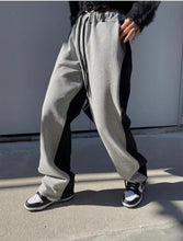將圖片載入圖庫檢視器 Half and half saka jeans
