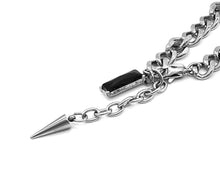 將圖片載入圖庫檢視器 Black crystal glass necklace
